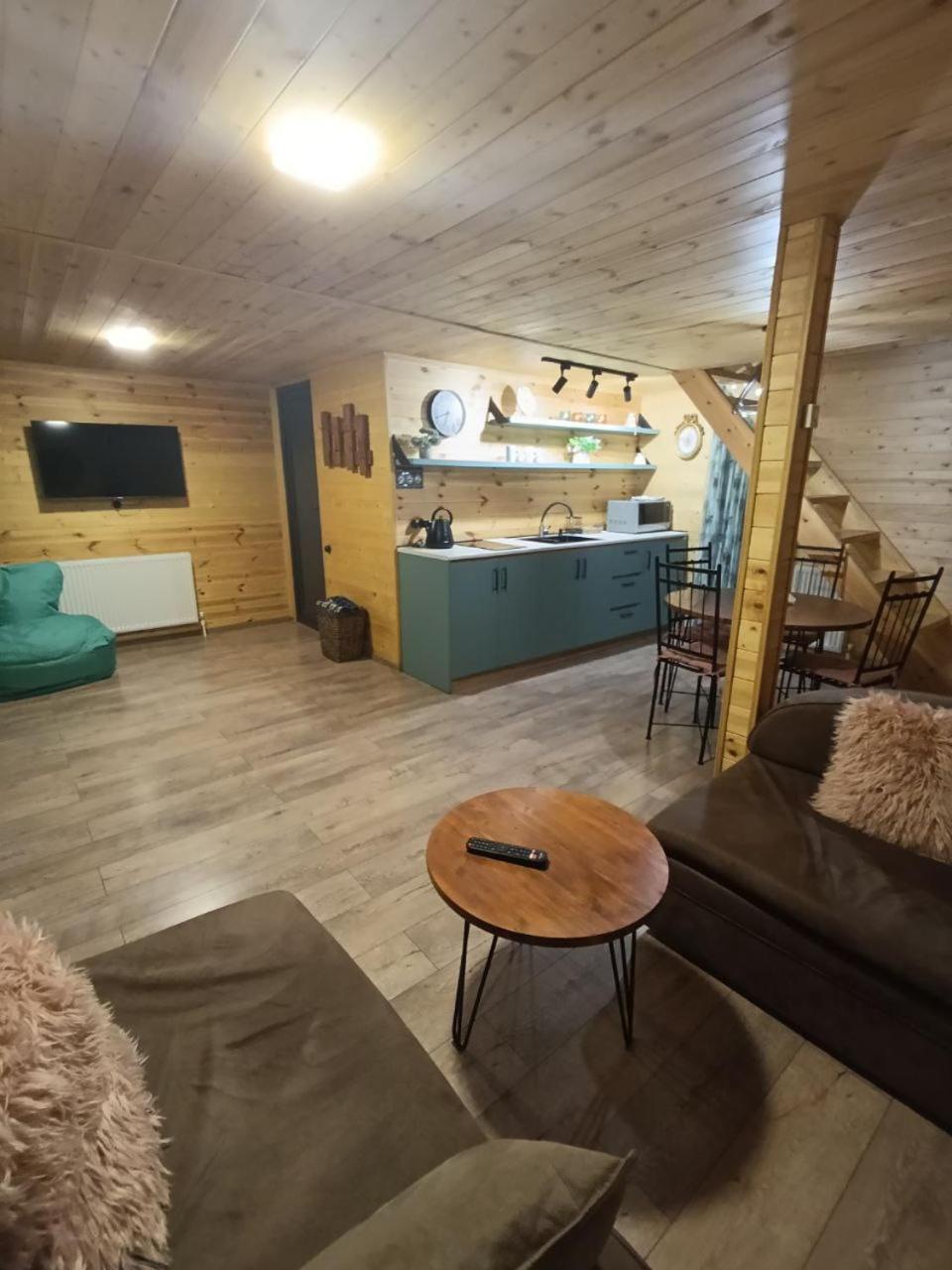 Cliffside Cottage Kazbegi Esterno foto